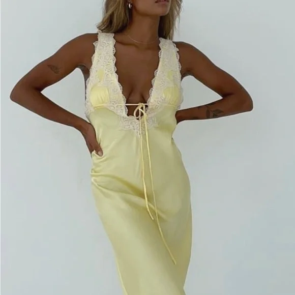 beginning boutique gold dress Madeline Formal Dress Rose Gold| Beginning Boutique US 6